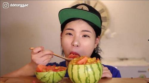 美女吃瓜爆料,娱乐圈幕后真相大揭秘